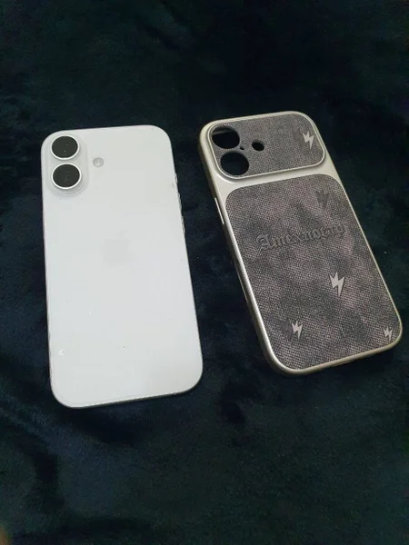 iPhone 17 256GB White