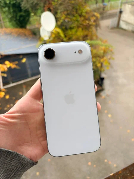 Apple iPhone Air