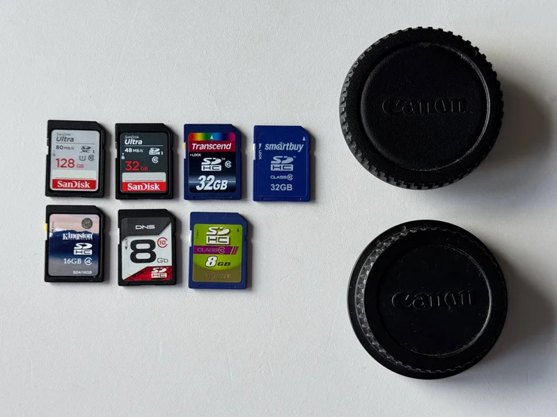 Набор из 7 SD-карт + крышки Canon