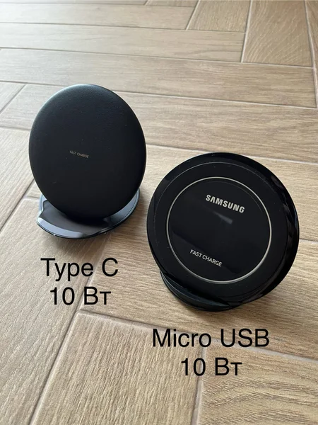 Беспроводная зарядная док станция Samsung EP-PG950