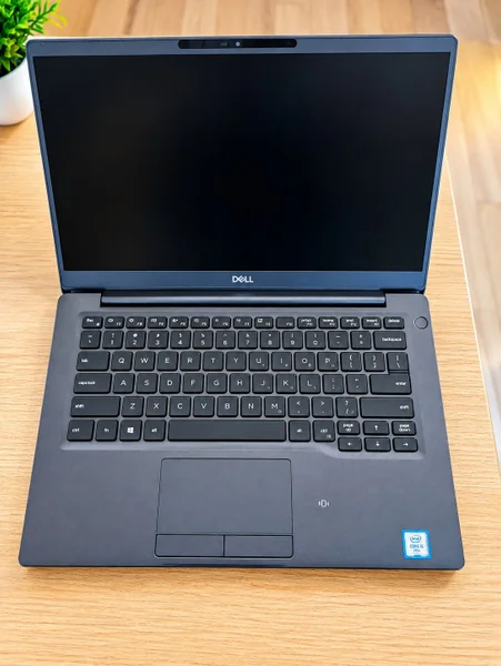 Ноутбук Dell Core i5 8-го поколения 16/256 ГБ