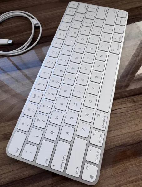 Magic Keyboard для iPad / iMac
