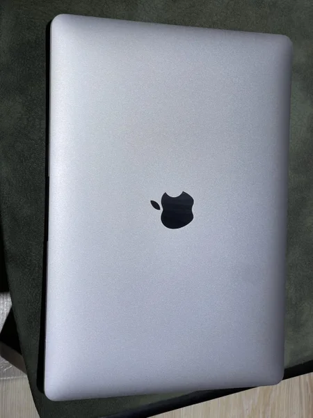 MacBook