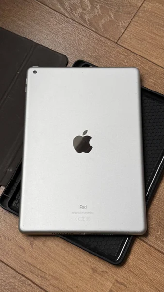 iPad 8 32ГБ с Apple Pencil
