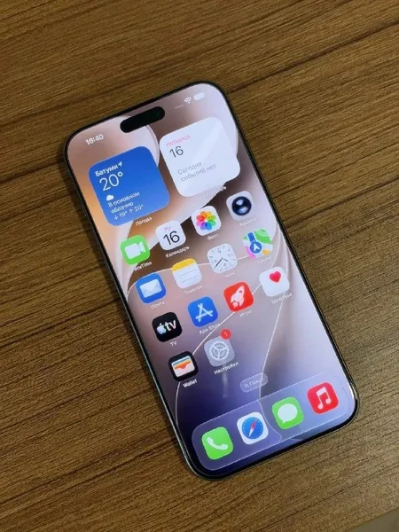 AirPods Max 2024