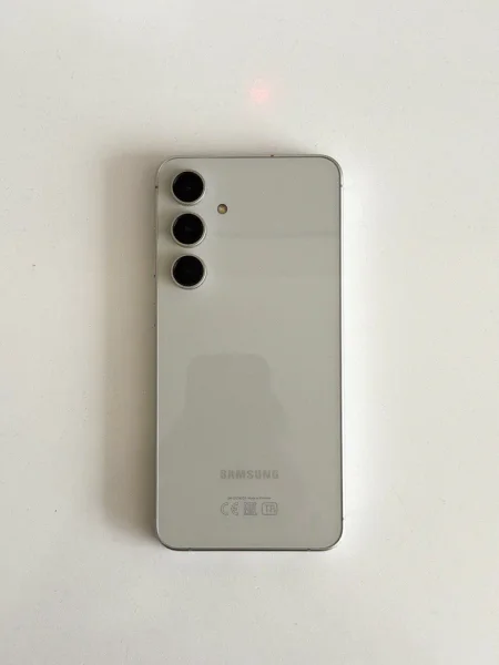 Samsung Galaxy 24 FE
