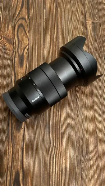 Объектив Sony FE 24-70 F4 ZEISS
