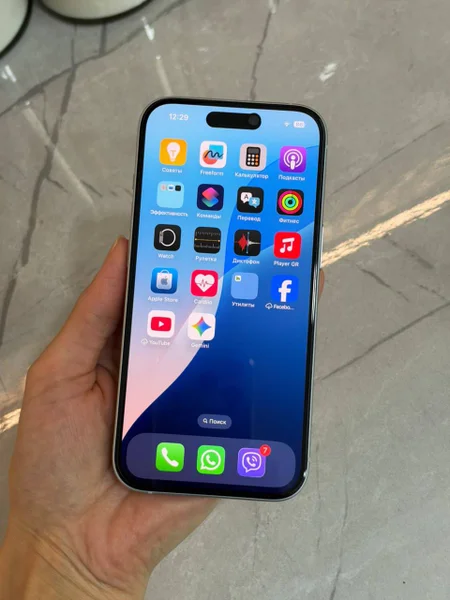 iPhone 15