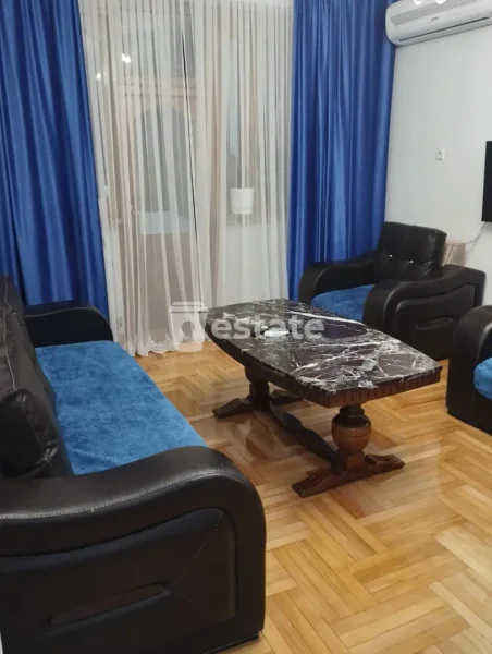 Сдам просторную 2+1 квартиру