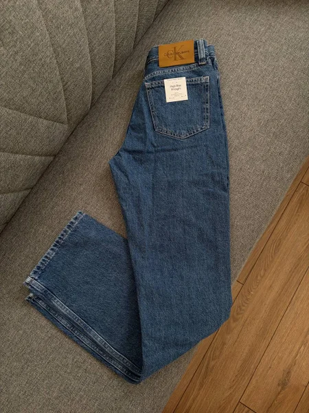 Джинсы Calvin Klein High Rise Straight