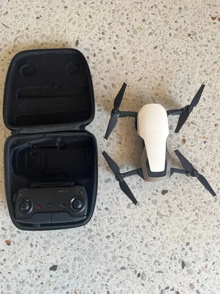 Дрон DJI Mavic Air