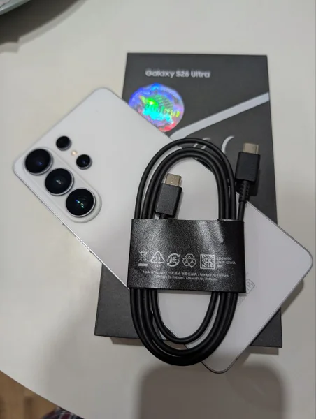 Оригинальный usb кабель от Samsung Galaxy S26 Ultra, абсолютно новый