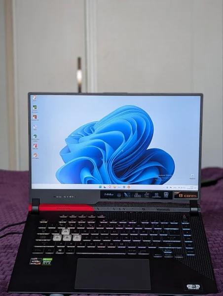 Игровой ноутбук ASUS ROG Strix G15 G513IE-HN003