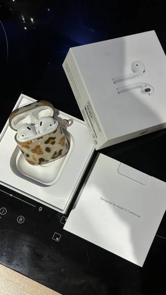 Airpods 1
