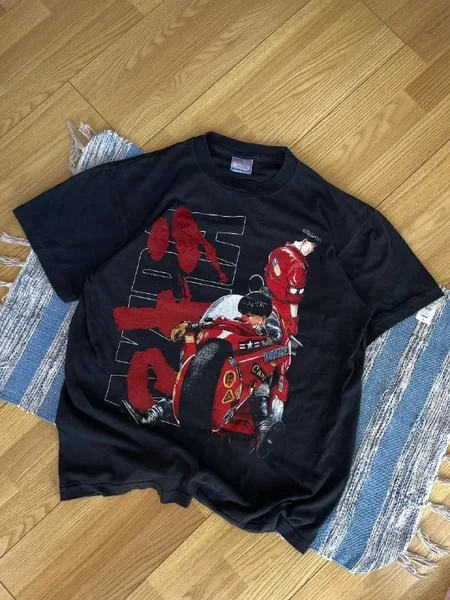 Винтажная футболка Akira