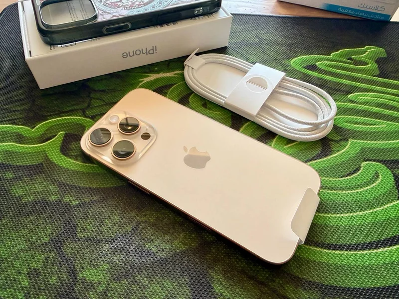 iPhone 16 Pro Desert Titanium 512GB