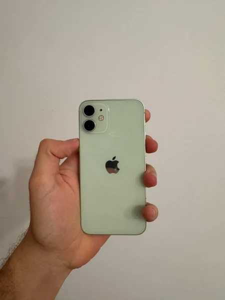 iPhone 12 mini