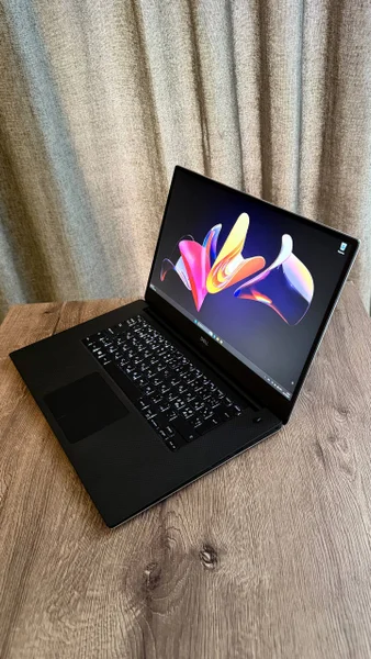 Ноутбук Dell Precision 5530 i7 32GB RAM Quadro P2000 512GB SSD