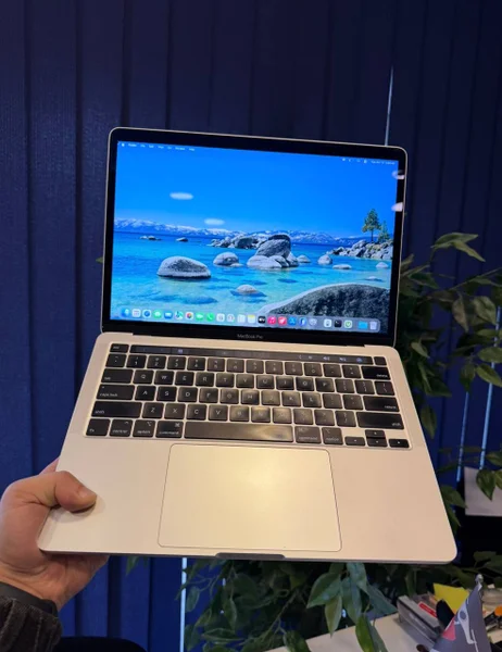 MacBook Pro 13.3 дюймов