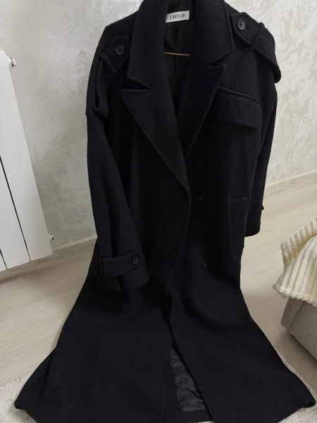 Женский тренч и костюм