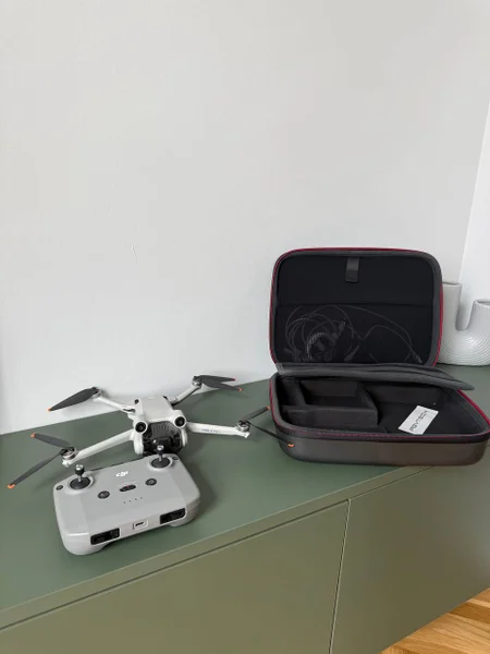 Квадрокоптер DJI Mini 3 Pro с кейсом и картой памяти