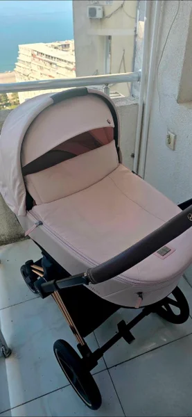 Коляска Cybex Priam Rose Gold / Light Pink