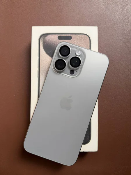 iPhone 15