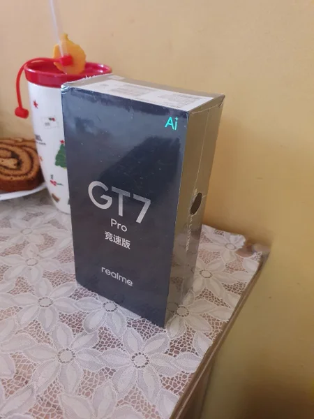 Смартфон realme GT 7 Pro 12/512GB