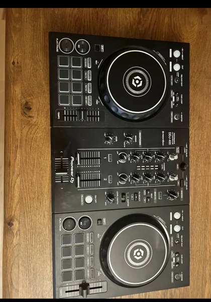 DJ-контроллер Pioneer DDJ-400