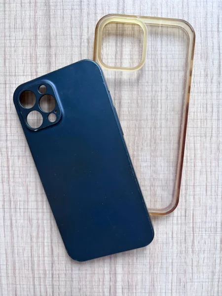 Чехлы для iPhone 12 Pro Max