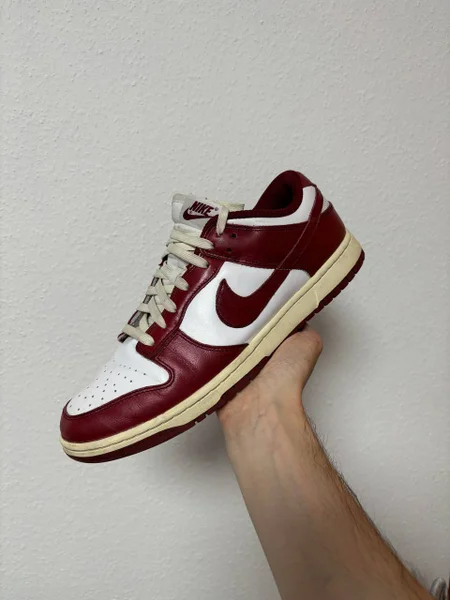 Кроссовки Nike