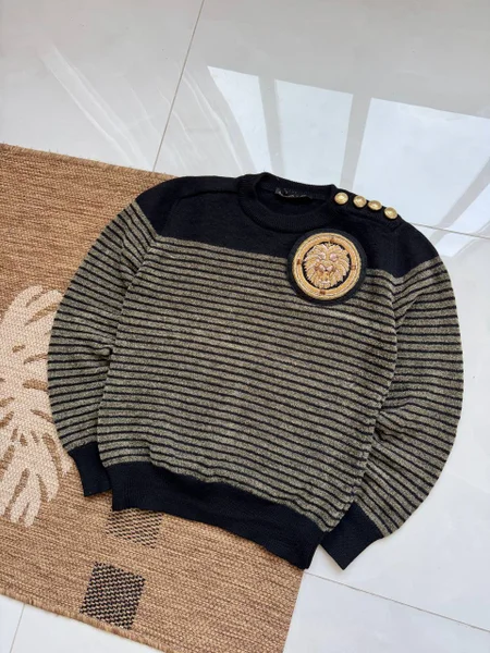 Свитер **Balmain x HM**