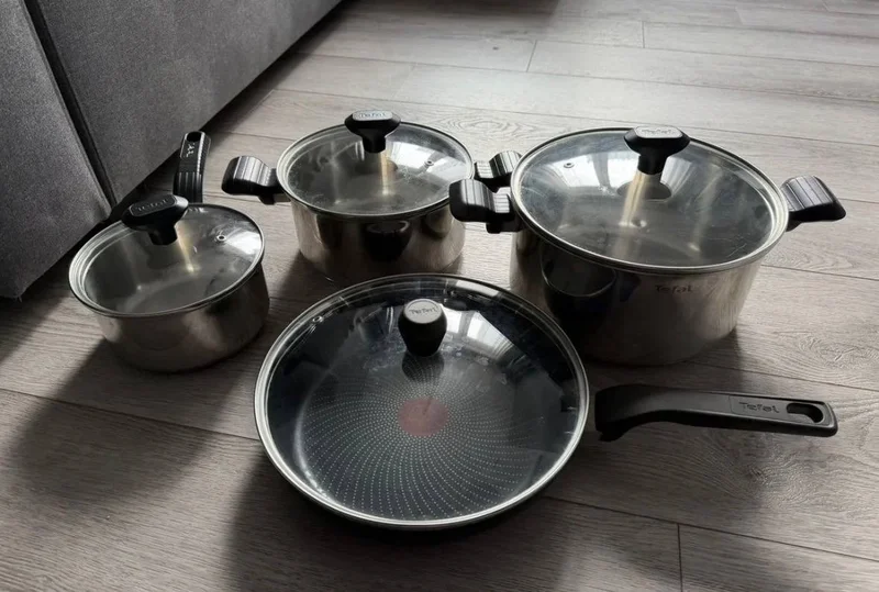 Набор кастрюль и сковородок Tefal