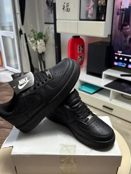 Кроссовки Nike Air Force 1