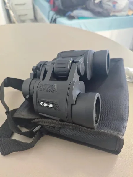 Бинокль Canon 20x35