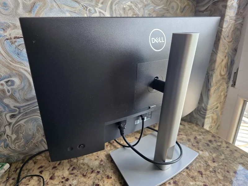 Монитор Dell P2422HE