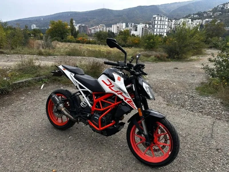 Мотоцикл KTM Duke 390 2019