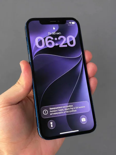 iPhone 12