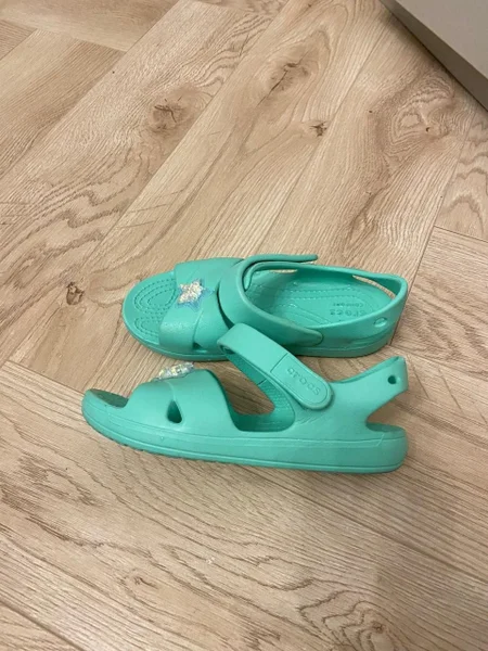 Детская джинсовая куртка GapKids