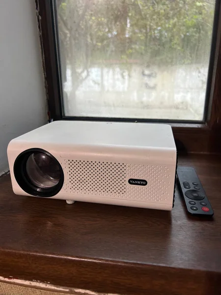 Проектор Vankyo Leisure 495W