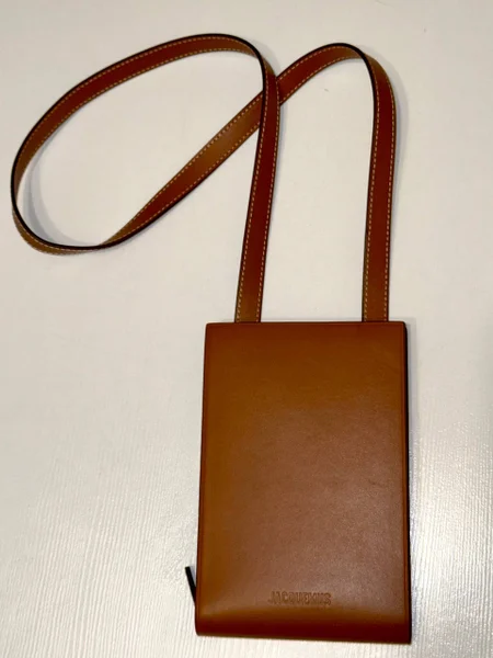 Сумка Le Gadju от Jacquemus