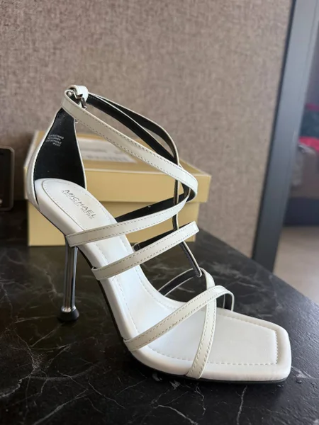 Сандалии Michael Kors