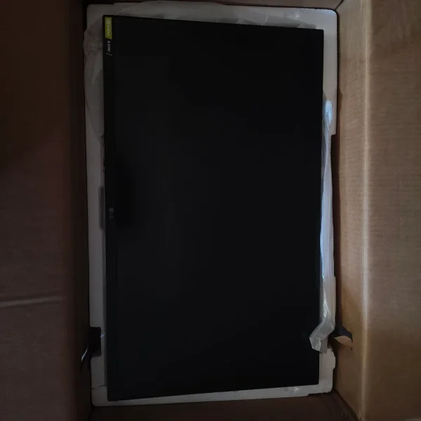 Монитор LG 27GP700