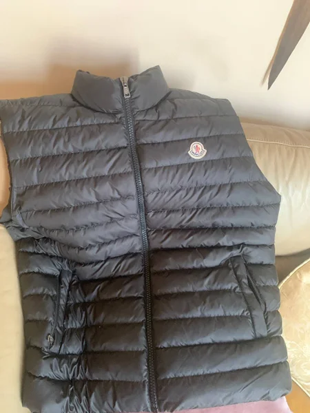 Жилет Moncler