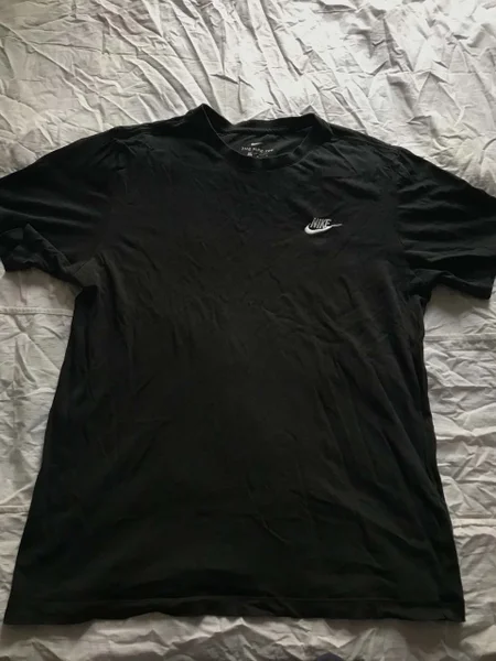 Футболка чёрная Nike