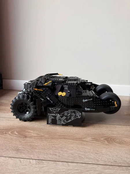 LEGO Batman Batmobile Tumbler 76240
