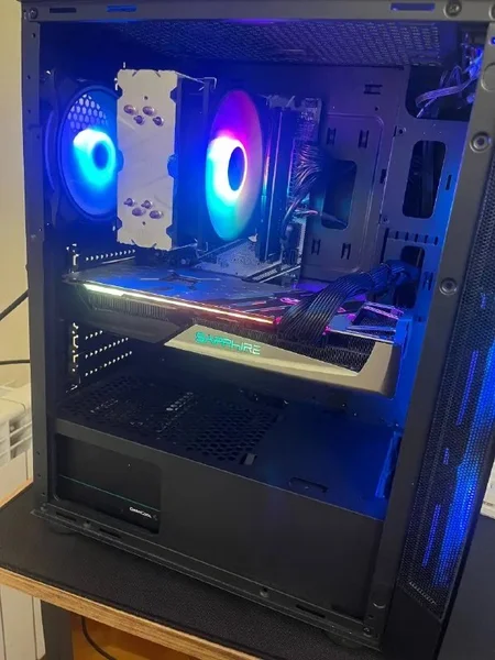 Sapphire Radeon RX 5700 XT Nitro+ 8GB