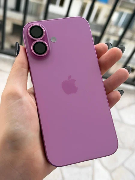 iPhone 16 256GB розовый
