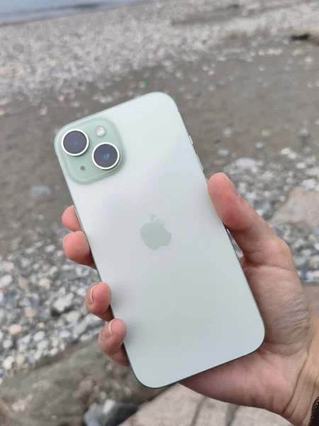 iPhone 15