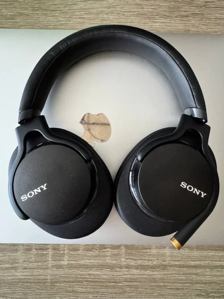 Наушники Sony MDR-1AM2